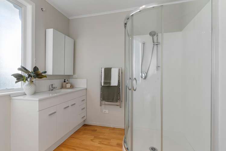 1/17 Fairclough Road Beach Haven_18