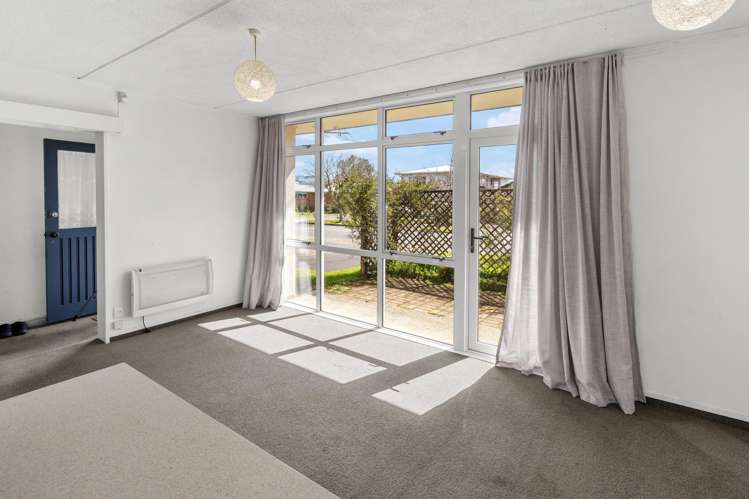 2/18 Carnot Street Glenholme_4