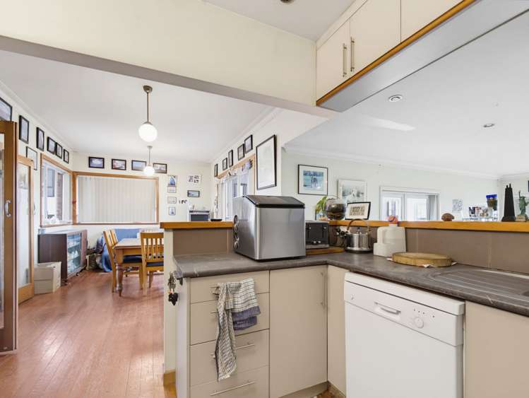 21 Peverill Crescent Papatoetoe_15
