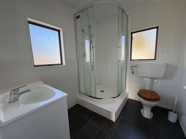 2/1 Glengarry Place 11201_2