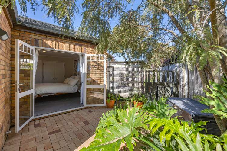 9 Taylor Place Merrilands_23