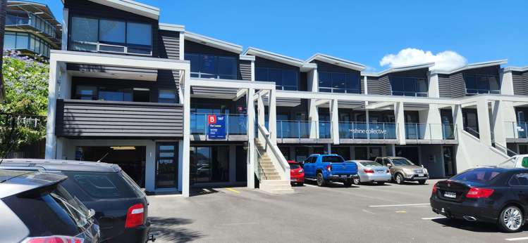 Unit 2, 144 Third Avenue Tauranga_3