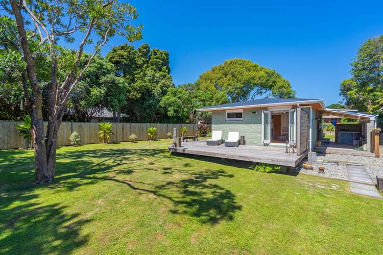 16 Walton Avenue Waikanae_24