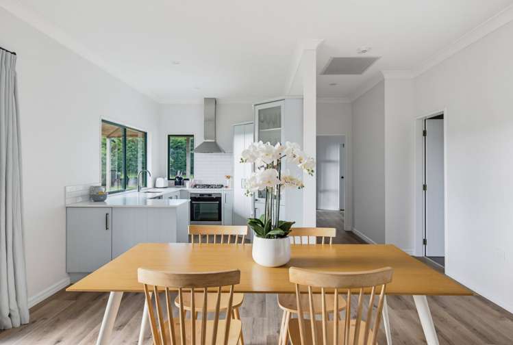 205 Peka Peka Road_5