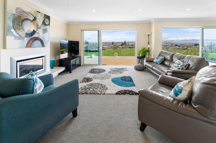 12 Wiltshire Place Stoke_8