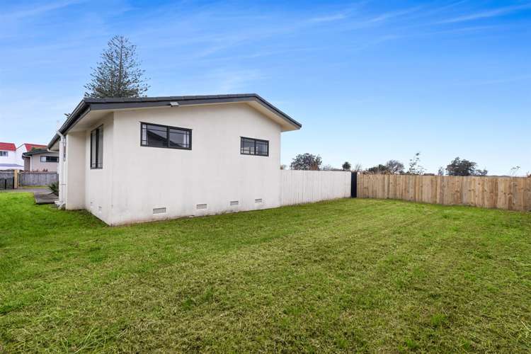 31f Springs Road Parakai_11