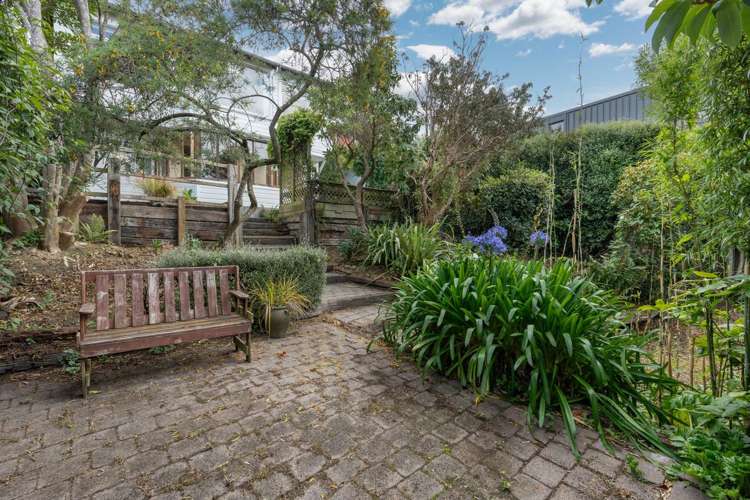 32 City Road Roslyn_28