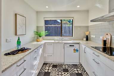 4/406 Fergusson Drive_2
