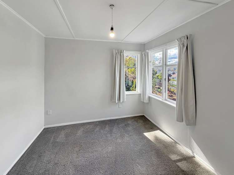 6 Bledisloe Crescent 10629_2