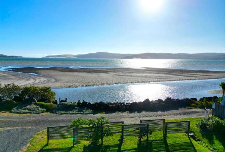 24 Koutu Beach Road Opononi_14