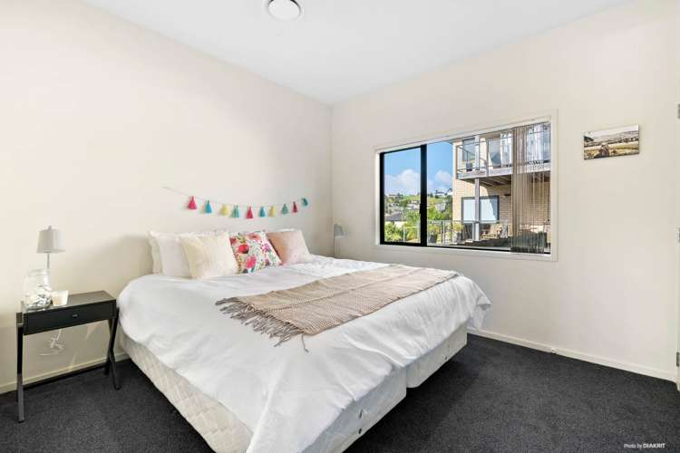 52 Roberta Crescent Orewa_13