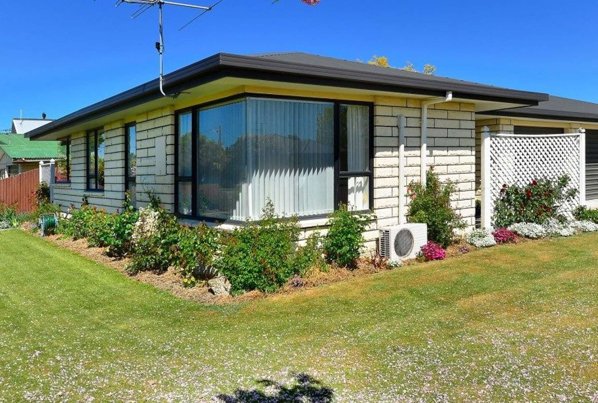 1b Coleman Place Darfield_0