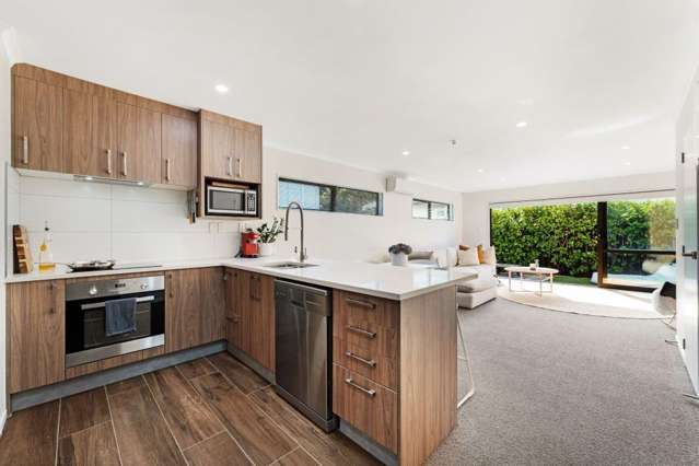 40B Waddell Avenue Point England_1