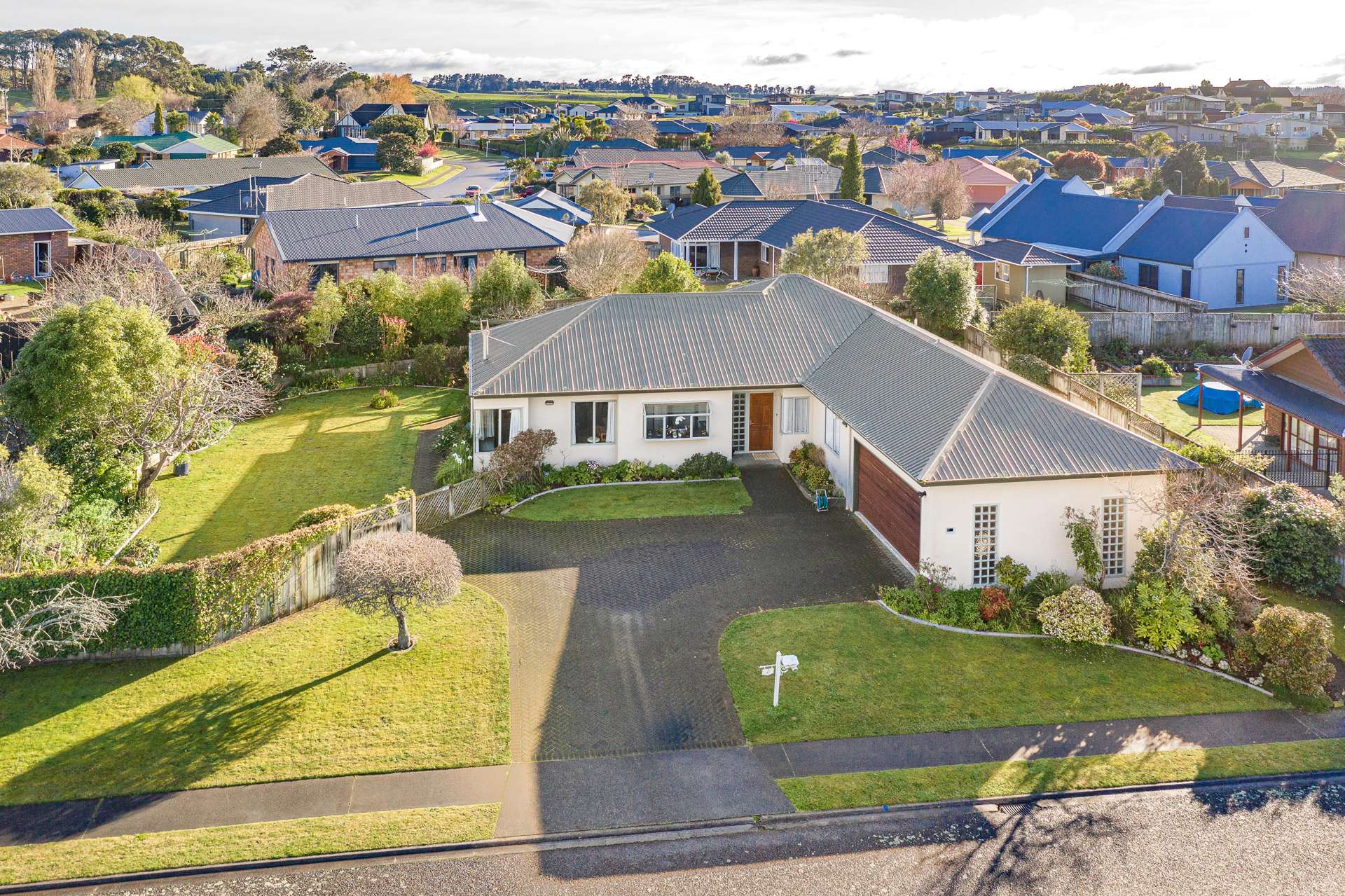 6 Holdsworth Drive Otamatea_0