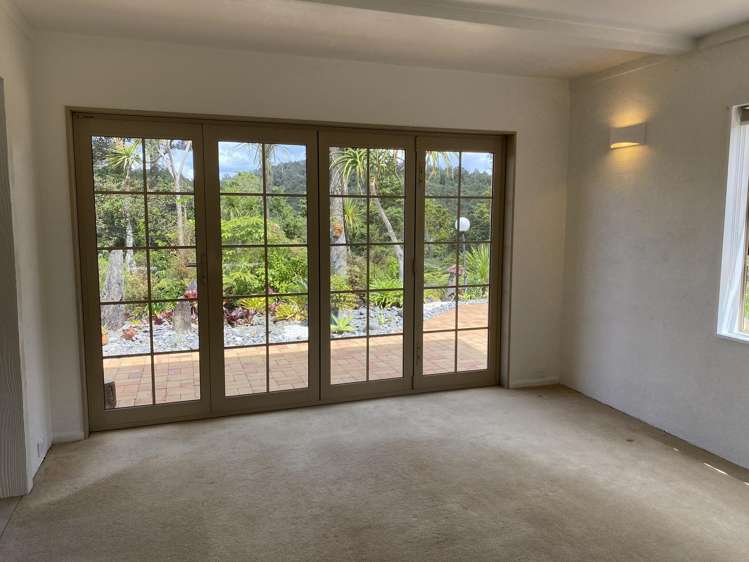 52 Lamont Drive Te Kamo_24