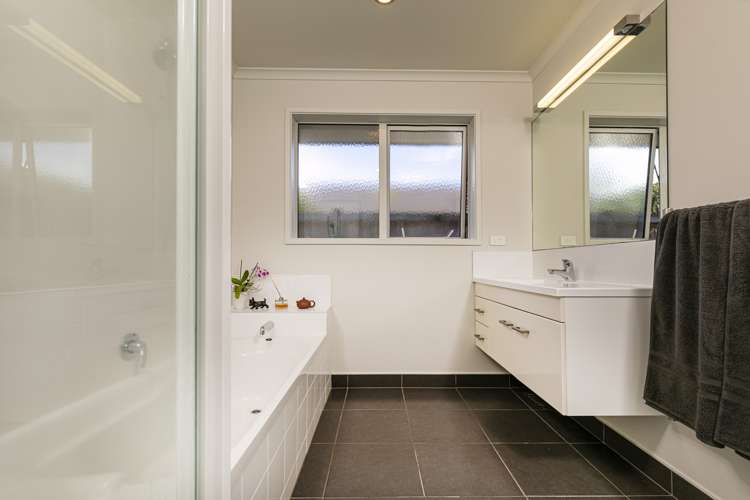 40 Bartlett Drive Silverdale_19