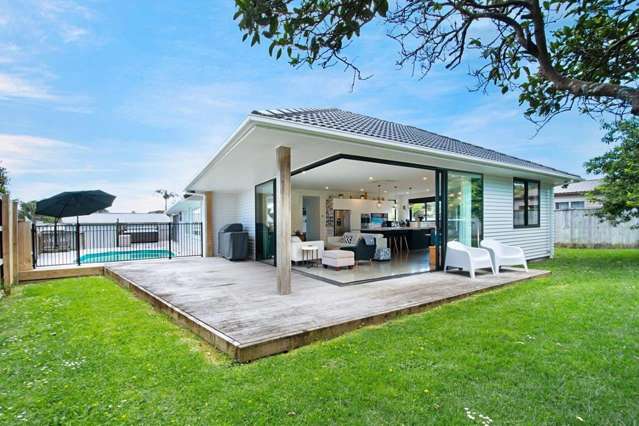 3 Shamrock Lane Te Atatu Peninsula_1