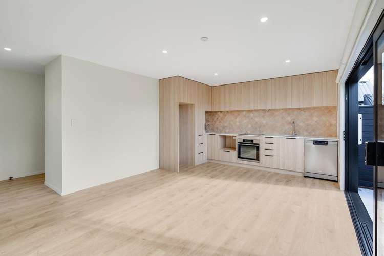 14 Richards Street 11373_5