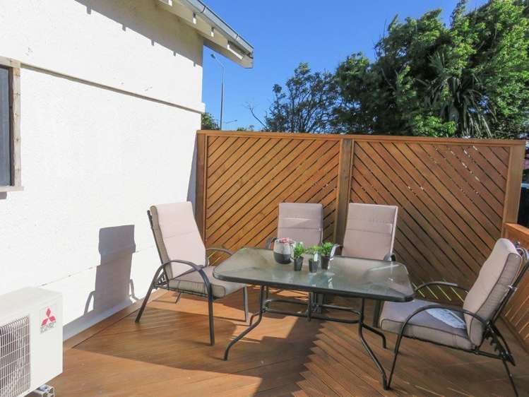 3 Layard Street Windsor_12