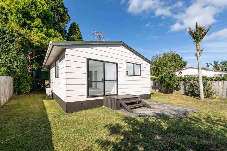 36 Waipani Road Te Atatu Peninsula_12