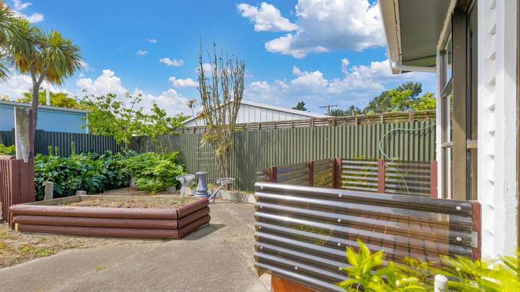 20 Holton Road Amberley_13