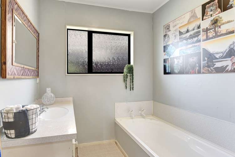 1/16 Britannia Heights Stepneyville_11