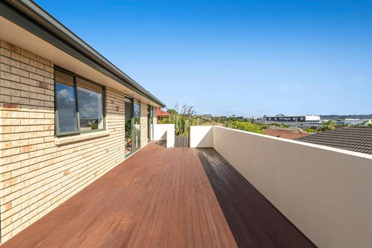 35 Black Teal Close Unsworth Heights_12