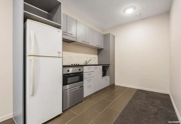 1215/135 Hobson Street Auckland Central_4