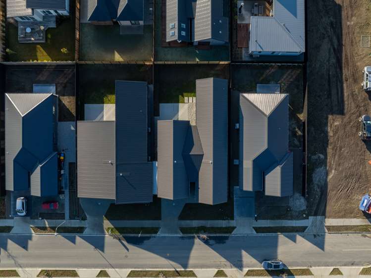 118 Burdon Loop Lake Hawea_32