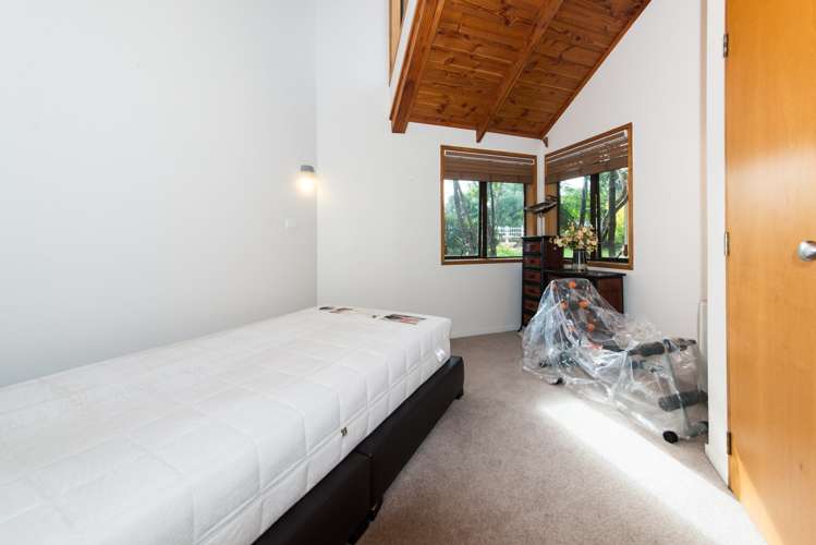 283 Hill Road The Gardens_23