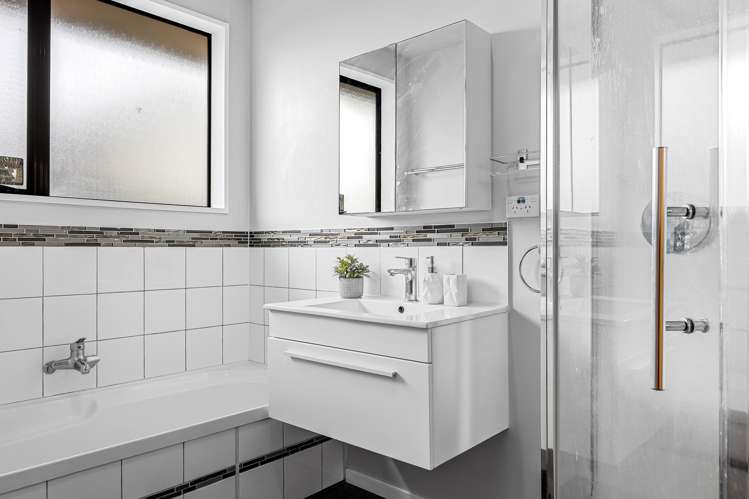 3/361 Main South Road Hornby_9