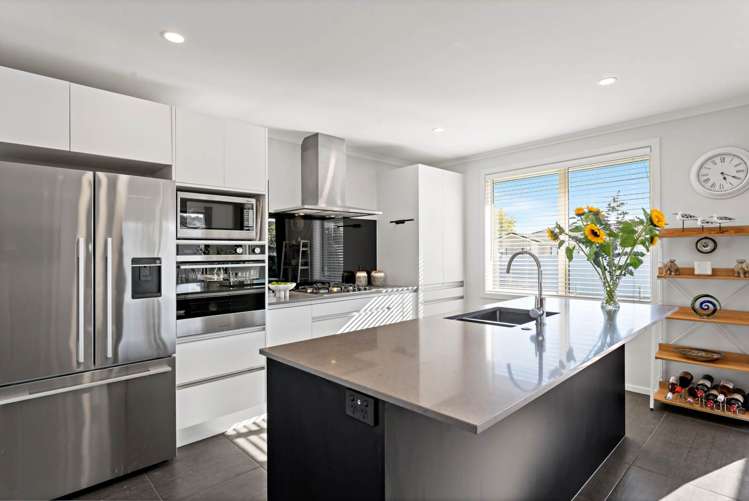 30 Raymond Grace Avenue_5