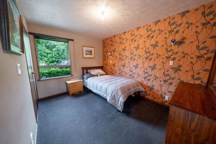 27 Wilcox Road Seaward Bush_13