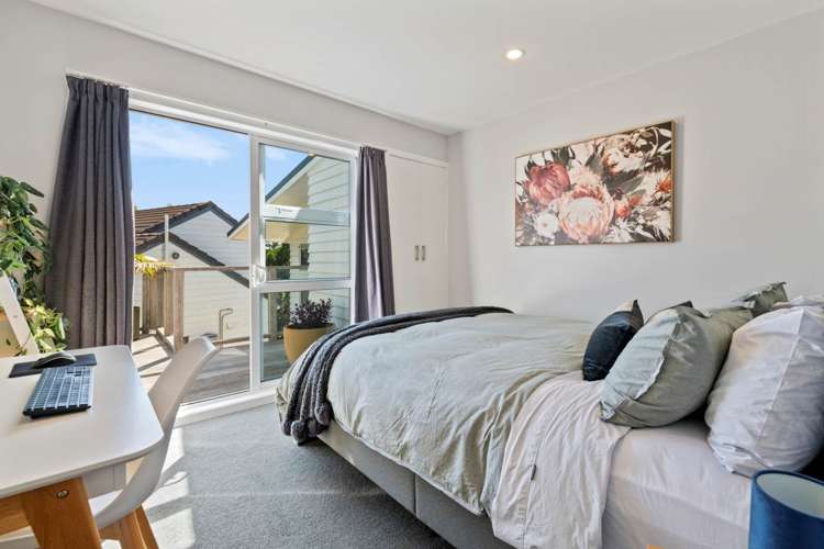 681 East Coast Road Browns Bay_11