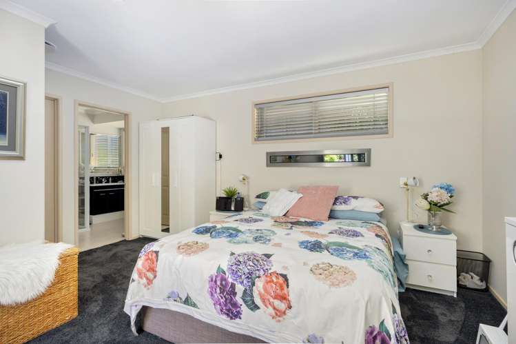 2 Commodore Court Gulf Harbour_19