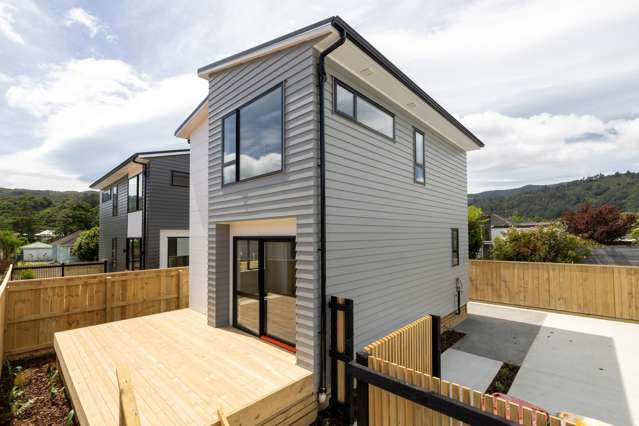 Standalone & Stylish – Under $600K