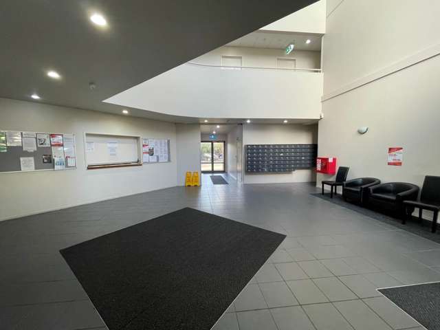 3d/10 Crown Lynn Place New Lynn_1