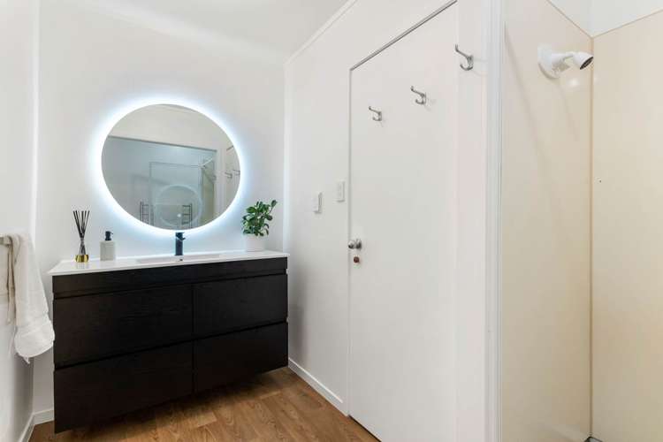 53 Ardern Avenue Stanmore Bay_19