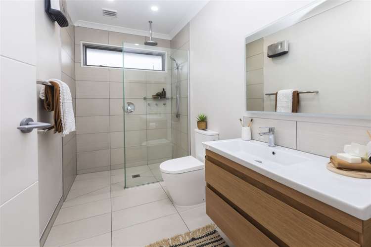 7 Millpond Place Parklands_14