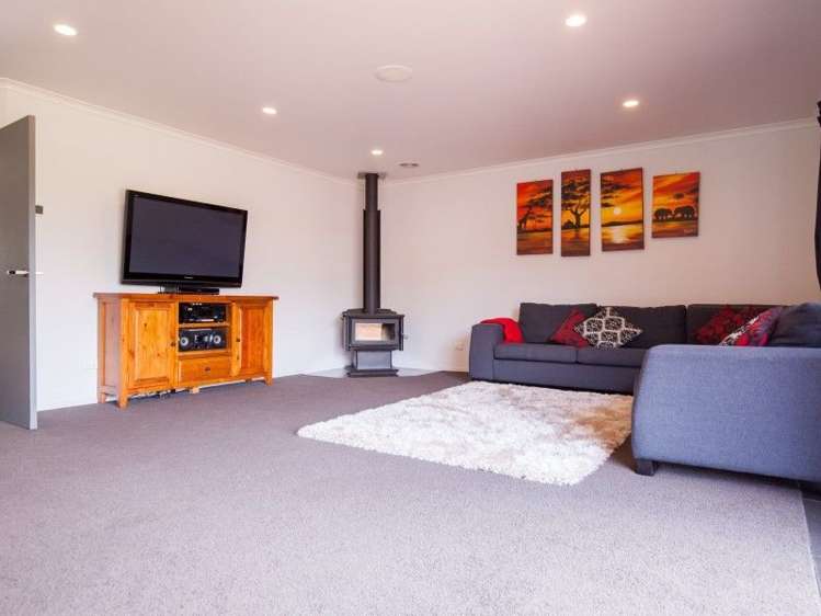 295 Opunake Road Cardiff_12