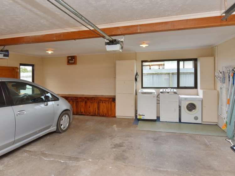 50 Seadown Crescent Amberley_17