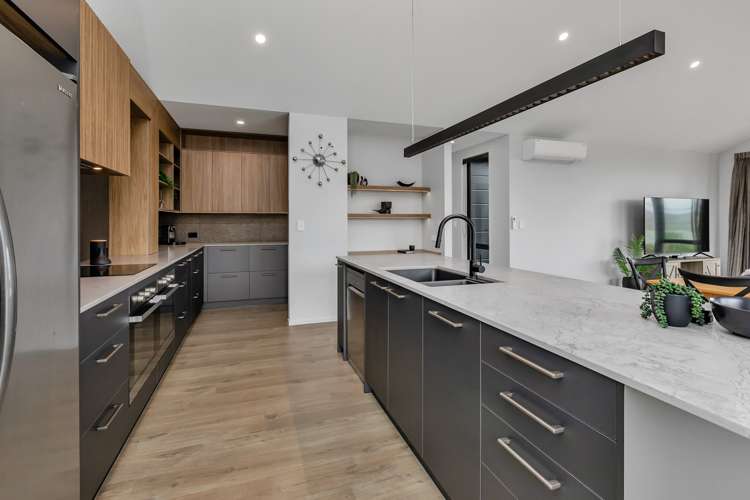 46 Weir Crescent Onerahi_12