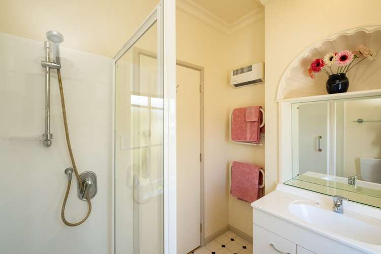 2 Emerald Hill Havelock North_11