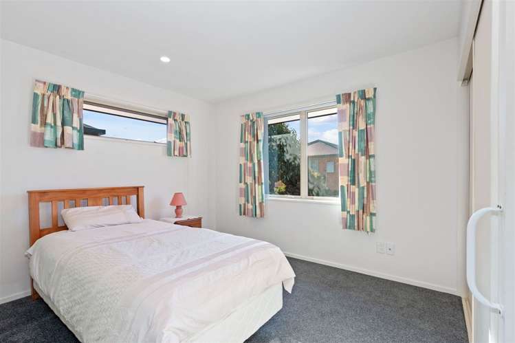 6 Woodham Courts Linwood_7