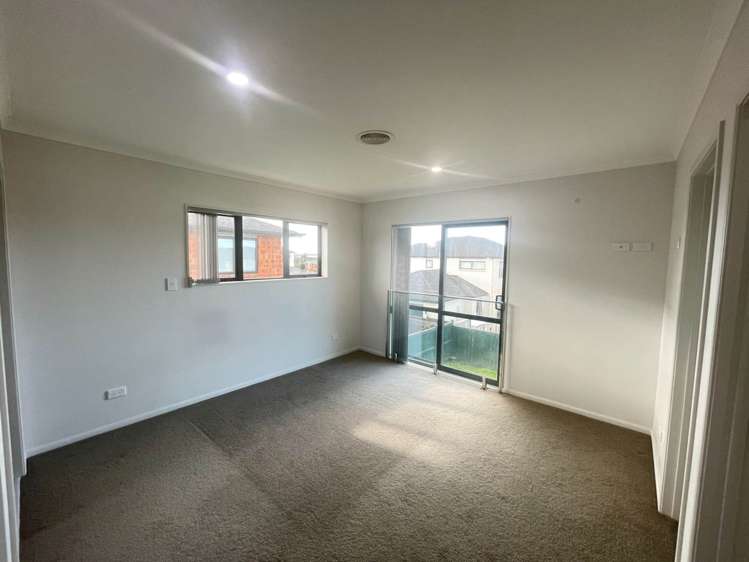 4 Eastfield Avenue Flat Bush_12