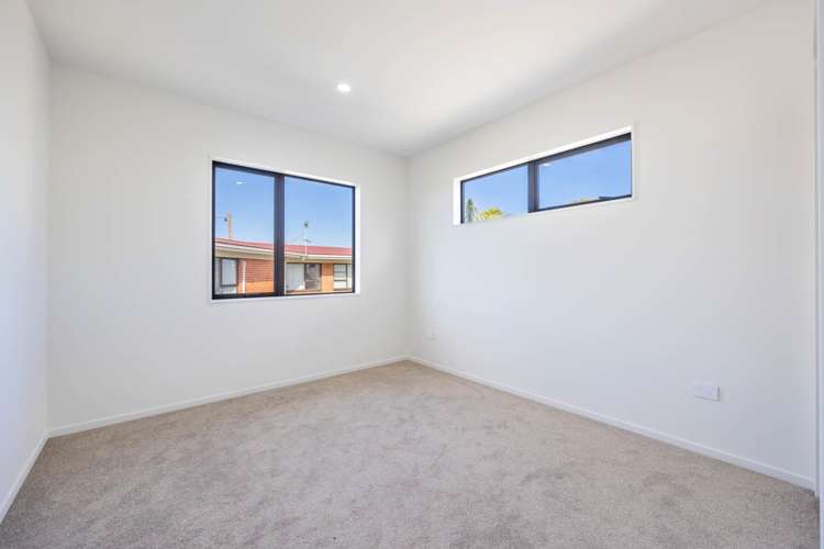 3/621 Glenfield Road Totara Vale_9