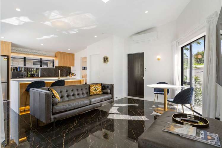 9 Selwyn Avenue Mission Bay_22