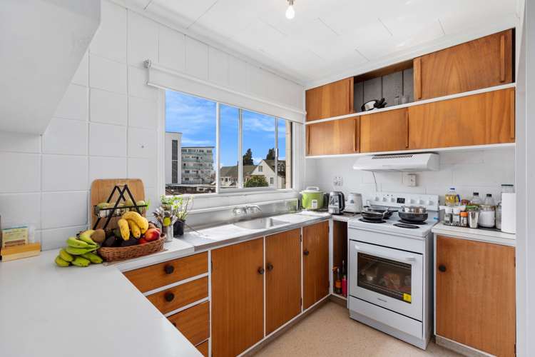 2/16 Park Street Tauranga Central_10