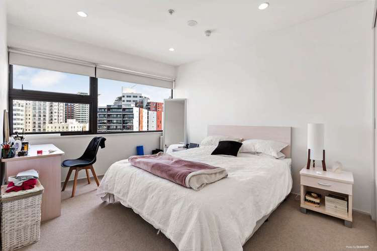 1604/18 Beach Road Auckland Central_4