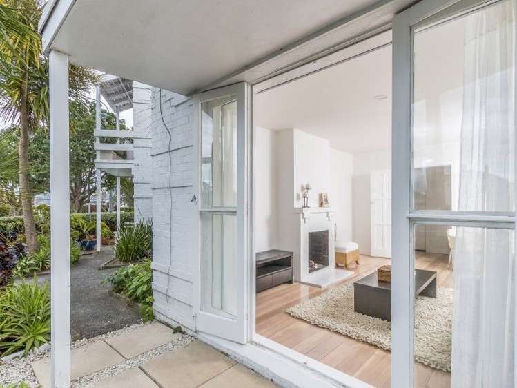 4/2 Herne Bay Road Herne Bay_4